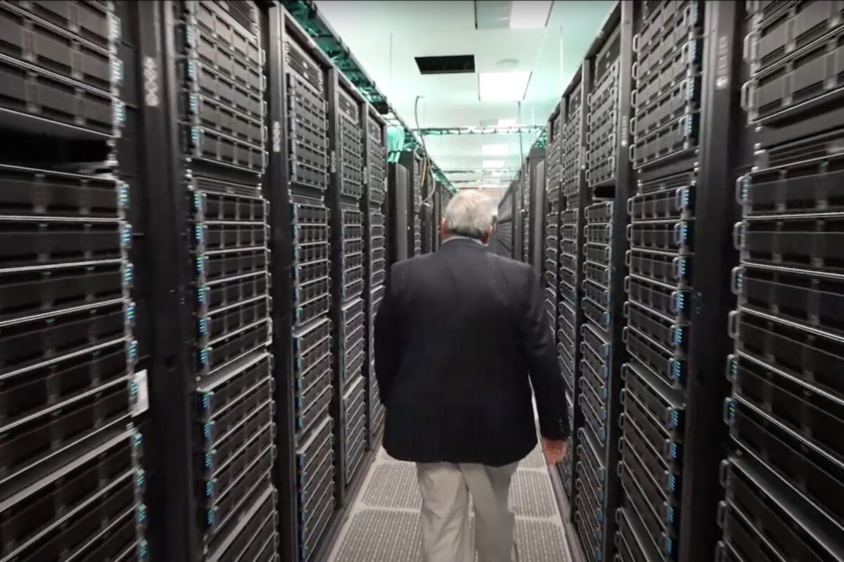 Dan Stanzione, Executive Director of TACC and Associate Vice President for Research at UT, with the Frontera supercomputer