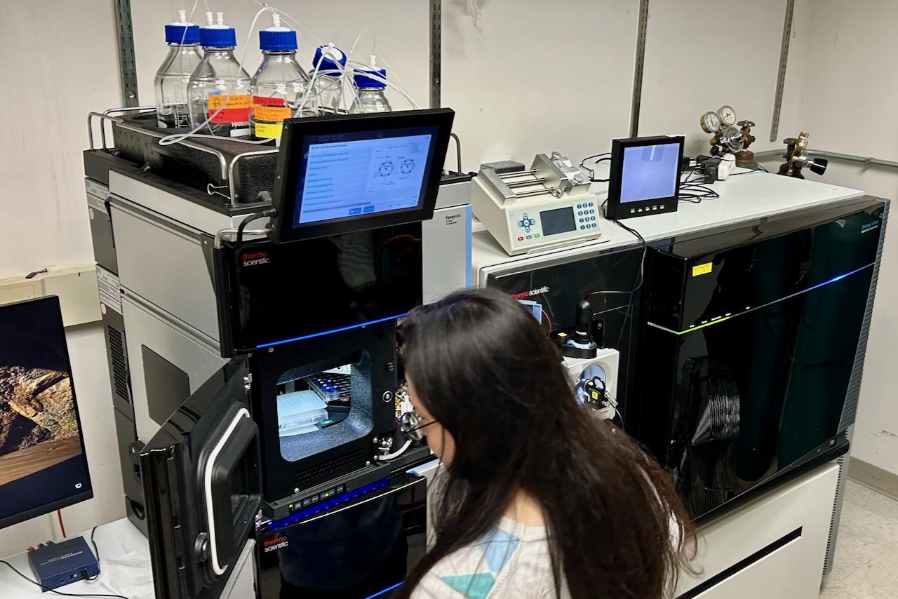 Thermo Orbitrap Ascend Tribrid with Vanquish Neo